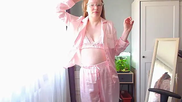 Lady Inari online show from June 2026 06:58:01 AM