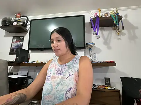 kinky milaxh online show from March 2026 01:13:01 AM