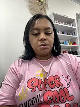 yanza2002 online show from October 2025 10:57:01 PM