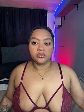 yanza2002 online show from February 2026 11:40:02 PM