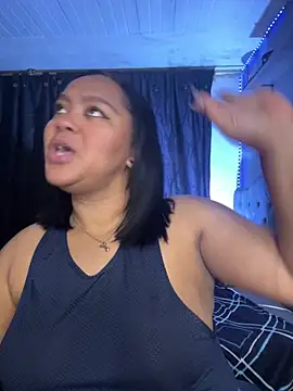 yanza2002 online show from November 2025 11:38:01 PM