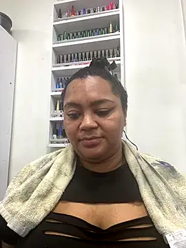 yanza2002 online show from December 2025 11:17:02 PM