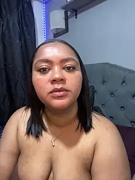 yanza2002 online show from November 2025 09:15:04 PM