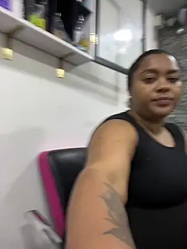 yanza2002 online show from March 2026 11:05:02 PM