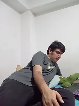 biglatin80 online show from March 2026 02:43:01 PM