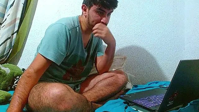 biglatin80 online show from March 2025 05:00:01 AM