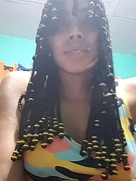 Snapshot of HONEYSWEETS_LIVE chatting on September 2025 01:44:01 AM HONEYSWEETS LIVE online show from September 2025 01:44:01 AM