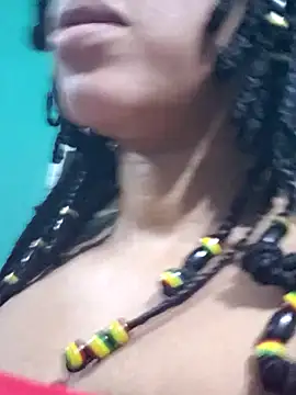 Snapshot of HONEYSWEETS_LIVE chatting on September 2025 04:19:02 AM HONEYSWEETS LIVE online show from September 2025 04:19:02 AM