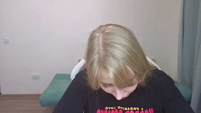 Jessy Ginger online show from November 2025 01:15:01 PM