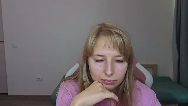 Jessy Ginger online show from October 2025 12:31:02 PM