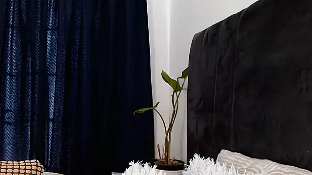 SoftRosee online show from April 2026 05:55:01 AM