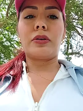 Snapshot of LINDA_PATTY94 chatting on March 2025 03:36:02 PM LINDA PATTY94 online show from March 2025 03:36:02 PM