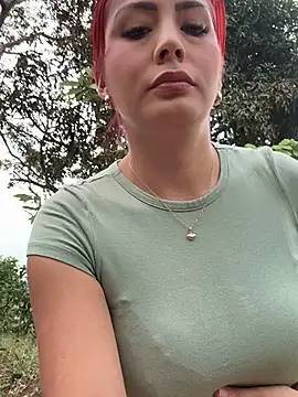 Snapshot of LINDA_PATTY94 chatting on March 2025 03:04:01 PM LINDA PATTY94 online show from March 2025 03:04:01 PM