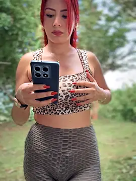 Snapshot of LINDA_PATTY94 chatting on October 2025 03:02:02 PM LINDA PATTY94 online show from October 2025 03:02:02 PM