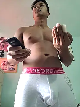 morenito420 online show from November 2025 07:41:02 PM