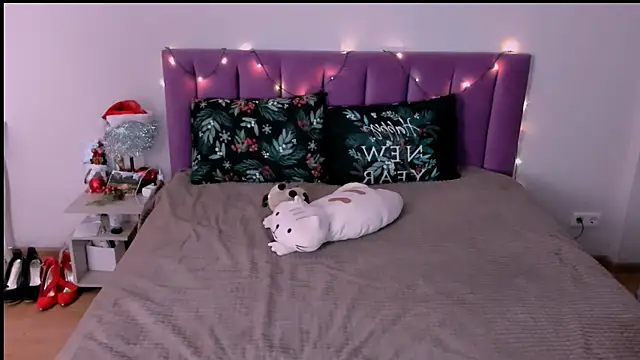 sabrinamacmarren online show from January 2026 02:45:01 PM