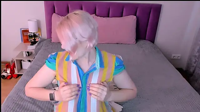 sabrinamacmarren online show from December 2025 07:07:02 AM