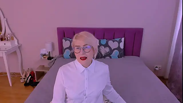 sabrinamacmarren online show from February 2026 08:34:01 AM