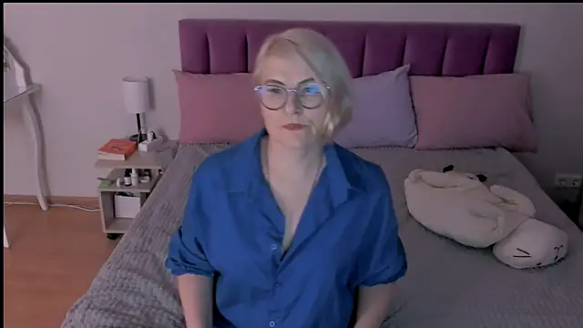 sabrinamacmarren online show from March 2025 07:25:01 PM