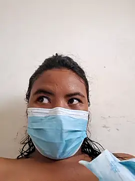 Snapshot of Artinah22 chatting on October 2025 07:05:02 AM Artinah22 online show from October 2025 07:05:02 AM