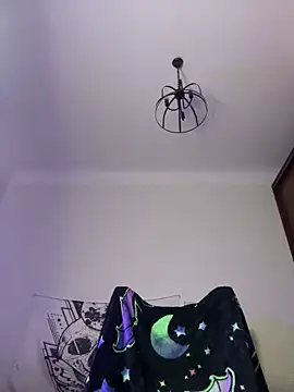 pinkbow online show from March 2025 02:58:01 PM