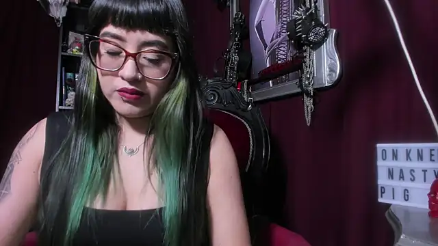 Snapshot of MeGoddesSara chatting on July 2026 09:32:02 PM MeGoddesSara online show from July 2026 09:32:02 PM