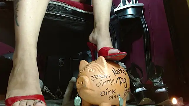 MeGoddesSara online show from May 2026 09:18:01 PM