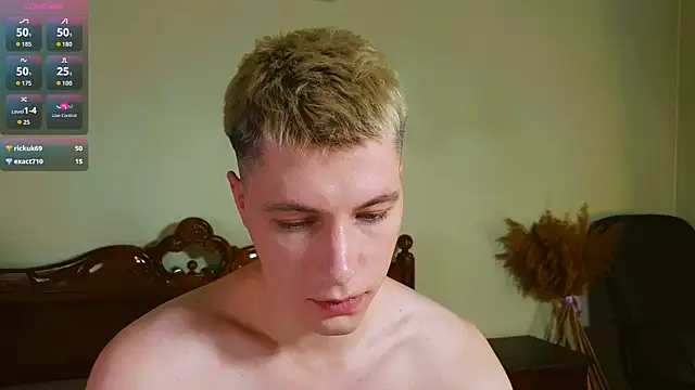 -ethan7inches- online show from January 2026 12:47:02 AM