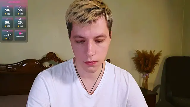 -ethan7inches- online show from February 2026 12:45:01 AM