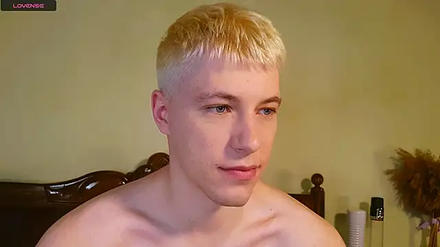 -ethan7inches- online show from March 2026 01:11:02 AM