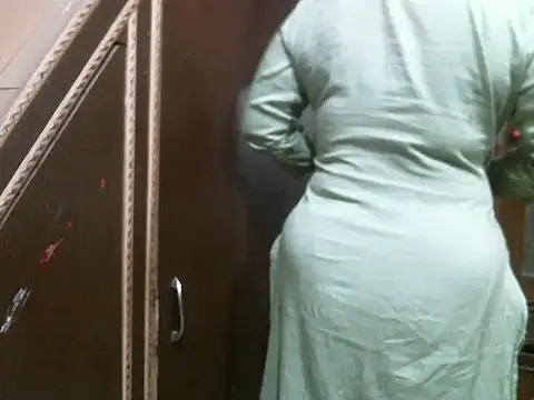 UrsMansi online show from March 2026 03:50:01 AM