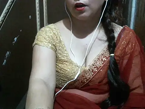 Snapshot of UrsMansi chatting on October 2025 07:27:01 AM UrsMansi online show from October 2025 07:27:01 AM
