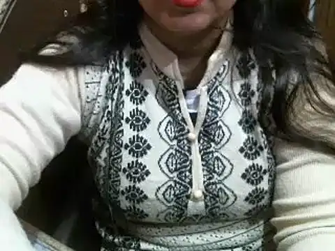 Snapshot of UrsMansi chatting on December 2024 06:10:01 PM UrsMansi online show from December 2024 06:10:01 PM