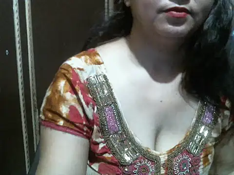 Snapshot of UrsMansi chatting on September 2025 03:29:01 AM UrsMansi online show from September 2025 03:29:01 AM