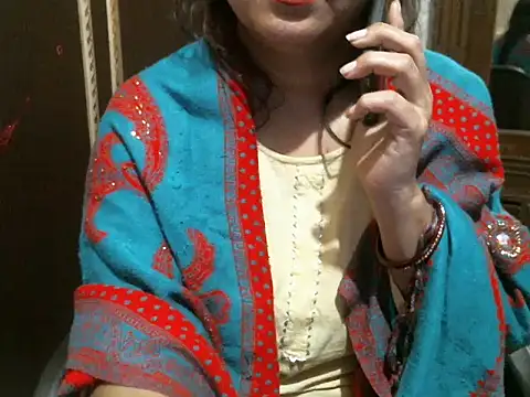 Snapshot of UrsMansi chatting on November 2025 04:34:02 AM UrsMansi online show from November 2025 04:34:02 AM