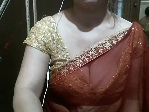 Snapshot of UrsMansi chatting on November 2025 06:50:02 AM UrsMansi online show from November 2025 06:50:02 AM