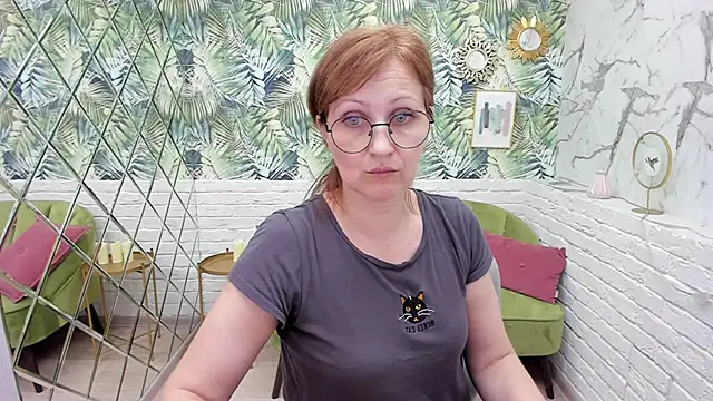 Snapshot of Paris_Cherry chatting on March 2025 11:09:01 PM Paris Cherry online show from March 2025 11:09:01 PM