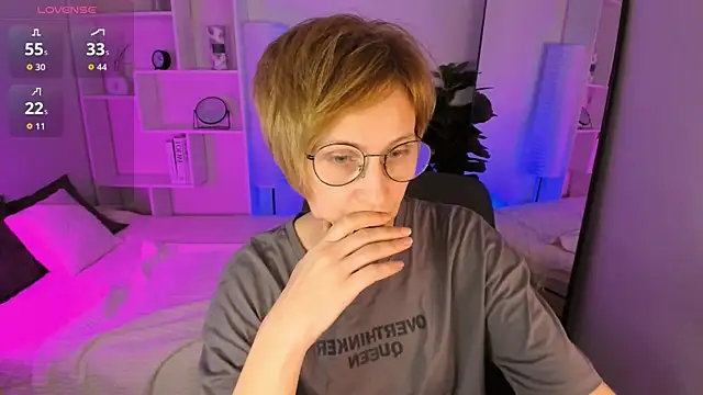 Paris Cherry online show from April 2026 05:59:01 PM