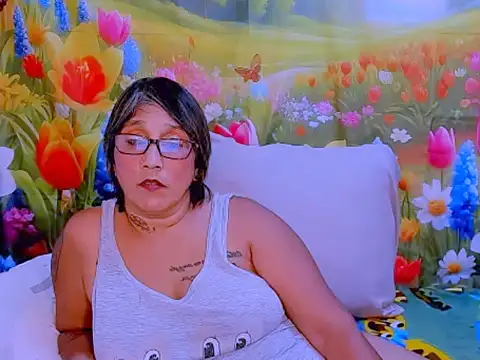 Snapshot of indianroxy chatting on October 2025 07:35:01 PM indianroxy online show from October 2025 07:35:01 PM