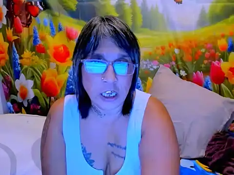 indianroxy online show from April 2026 09:43:01 PM