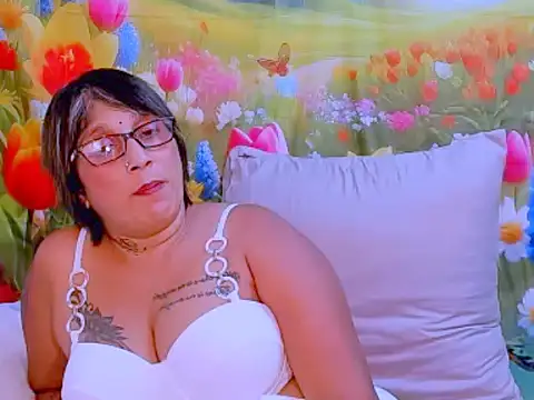 Snapshot of indianroxy chatting on October 2025 06:30:01 PM indianroxy online show from October 2025 06:30:01 PM