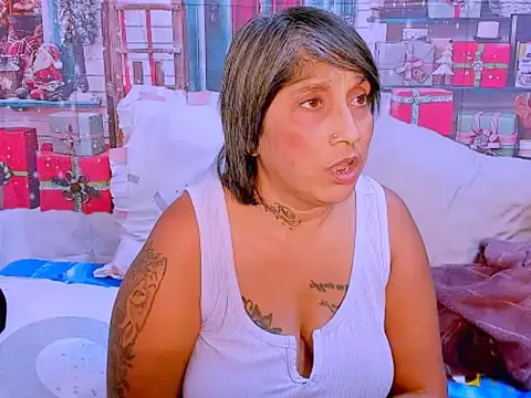 Snapshot of indianroxy chatting on December 2025 12:21:02 AM indianroxy online show from December 2025 12:21:02 AM