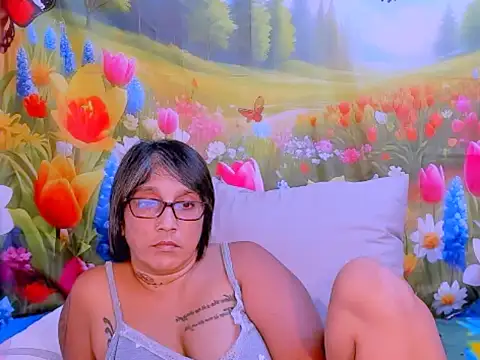 Snapshot of indianroxy chatting on October 2025 11:34:01 PM indianroxy online show from October 2025 11:34:01 PM