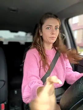 MariiD online show from October 2025 06:56:02 AM