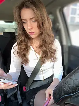 MariiD online show from March 2026 06:58:02 AM