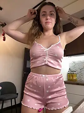 MariiD online show from January 2025 05:00:02 PM