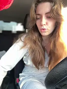 MariiD online show from March 2026 07:06:02 AM