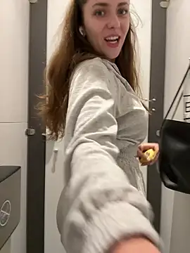 MariiD online show from March 2026 08:26:33 AM