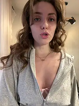 MariiD online show from March 2026 07:19:01 AM