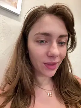 MariiD online show from November 2025 09:14:01 AM